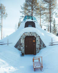 Kammi Glass Igloo Suite at Apukka Resort Rovaniemi