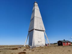 Keskiniemi beacon tower in Spring