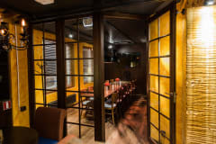 Pepperissä on kabinetti, jonka voi varata yksityistilaisuutta tai kokousta varten.