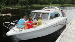 Finnmaster "Vilmari" lähdössä retkelle.