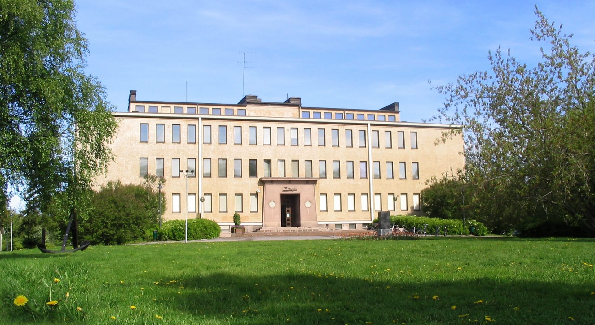 Exterior of the Museum of Northern Ostrobothnia.