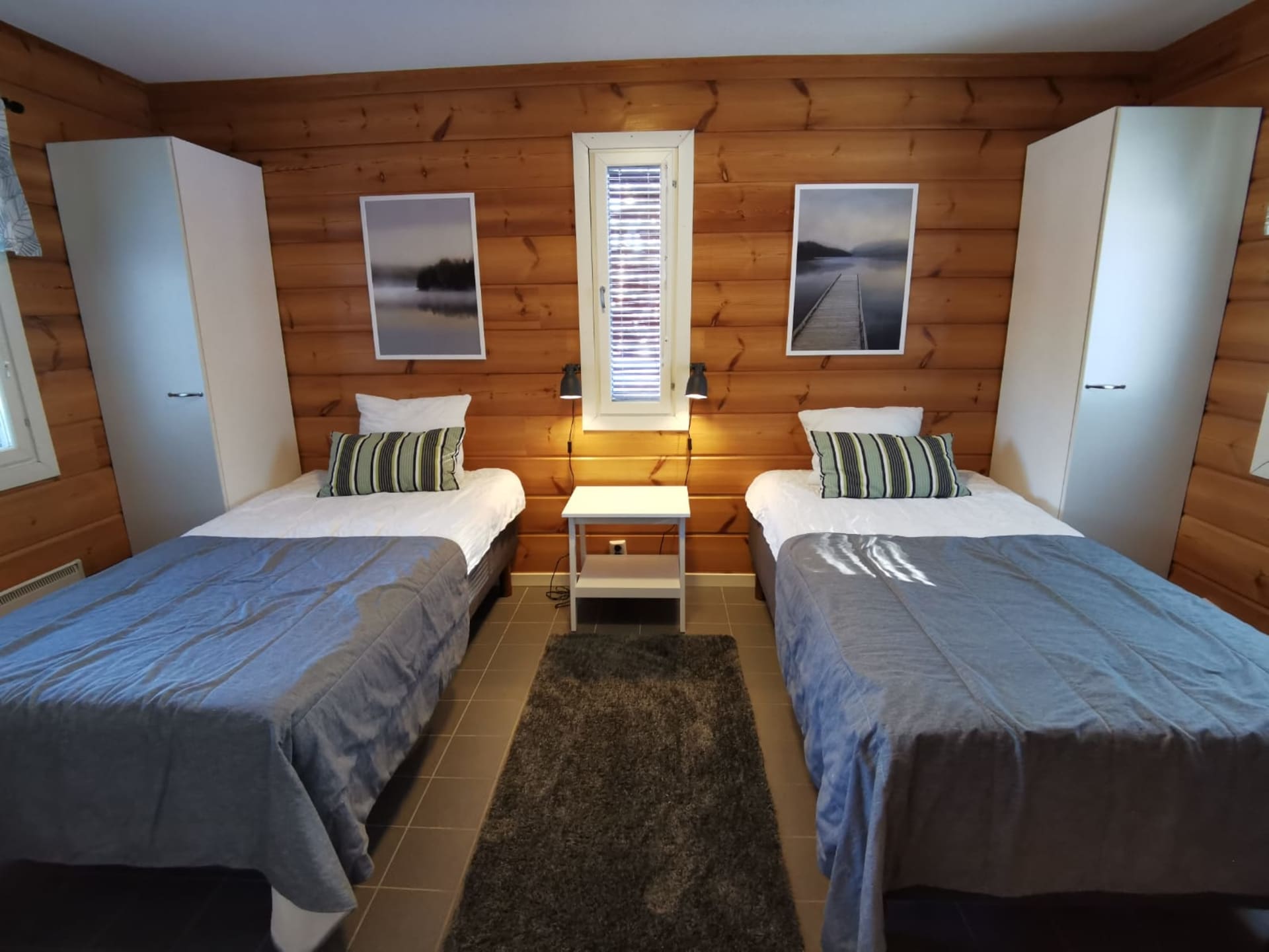 Rauhalahti holiday homes have a spacious bedrooms.
