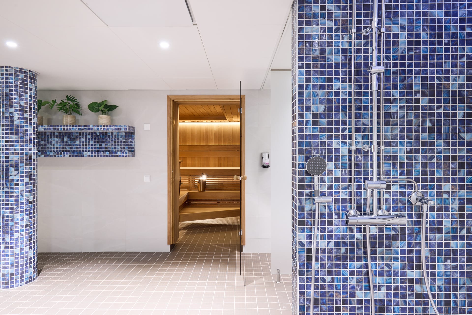 In Linnasmäki, our sauna department welcomes you to relax. In Linnasmäki, our sauna department welcomes you to relax.