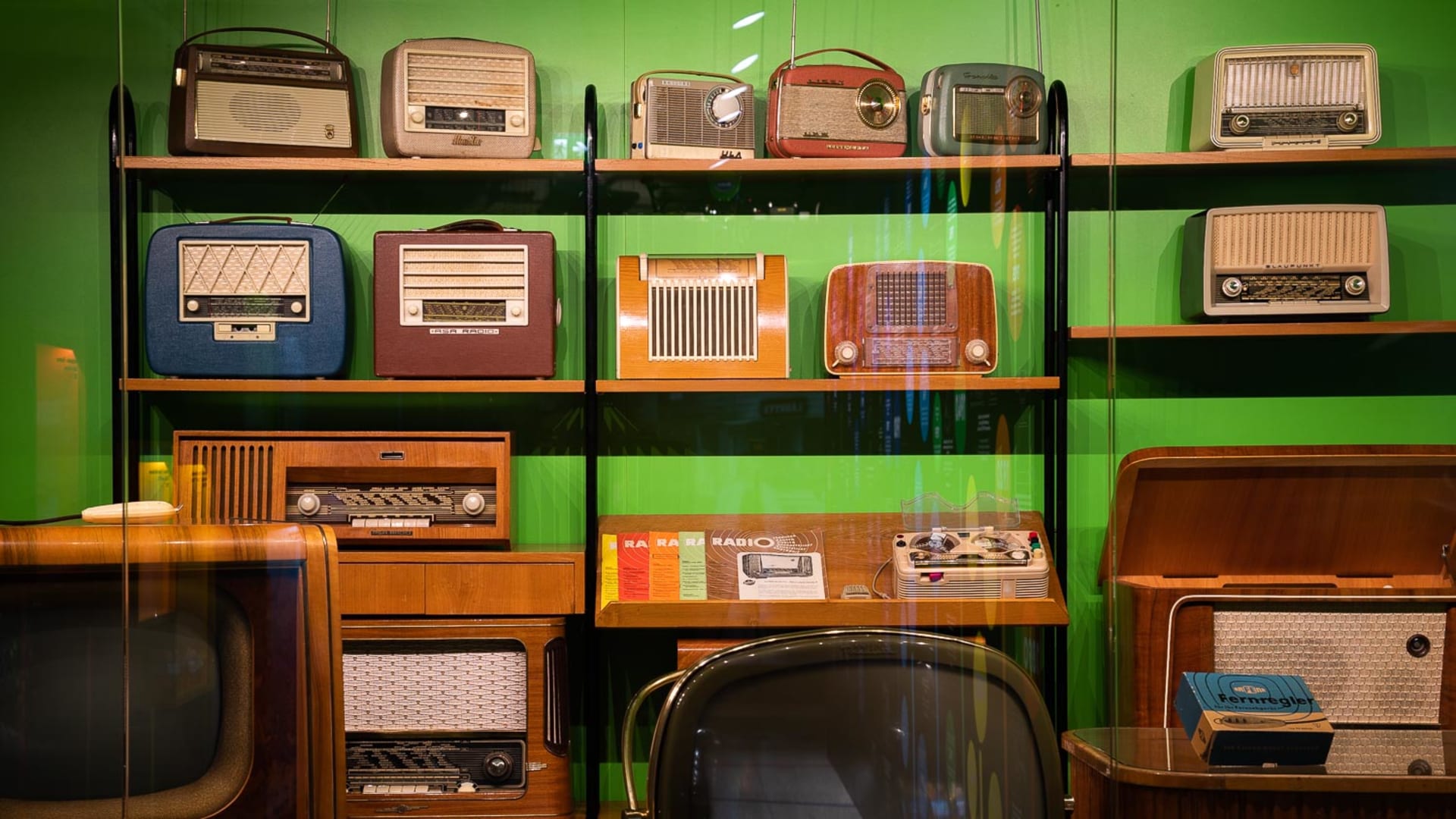 Radio and TV Museum Mastola