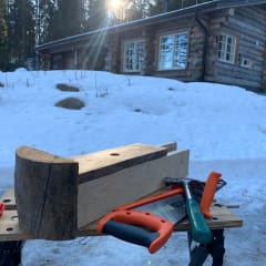 Linnunpönttö- tai hyönteishotellityöpaja