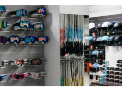 Y1 Ski Shop