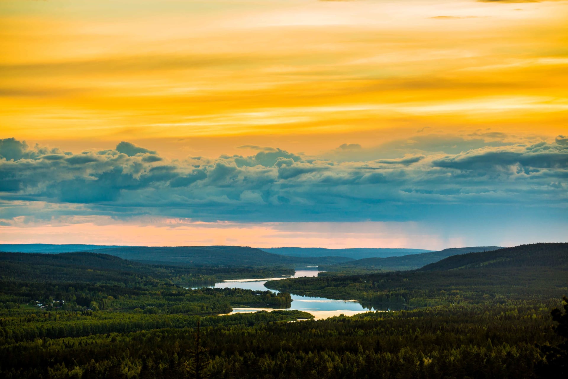 River scenery under midnight sun