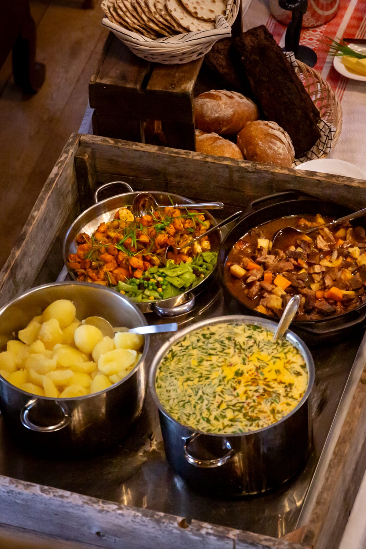 Traditional buffets