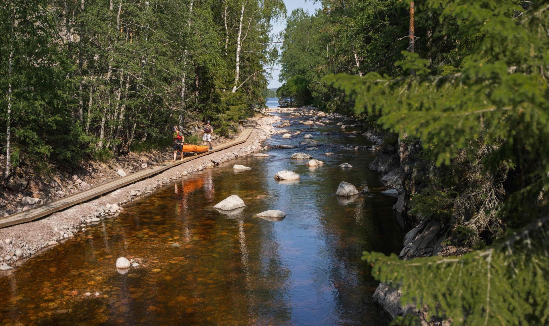 Lieviskänkoski on vastikään kunnostettu.