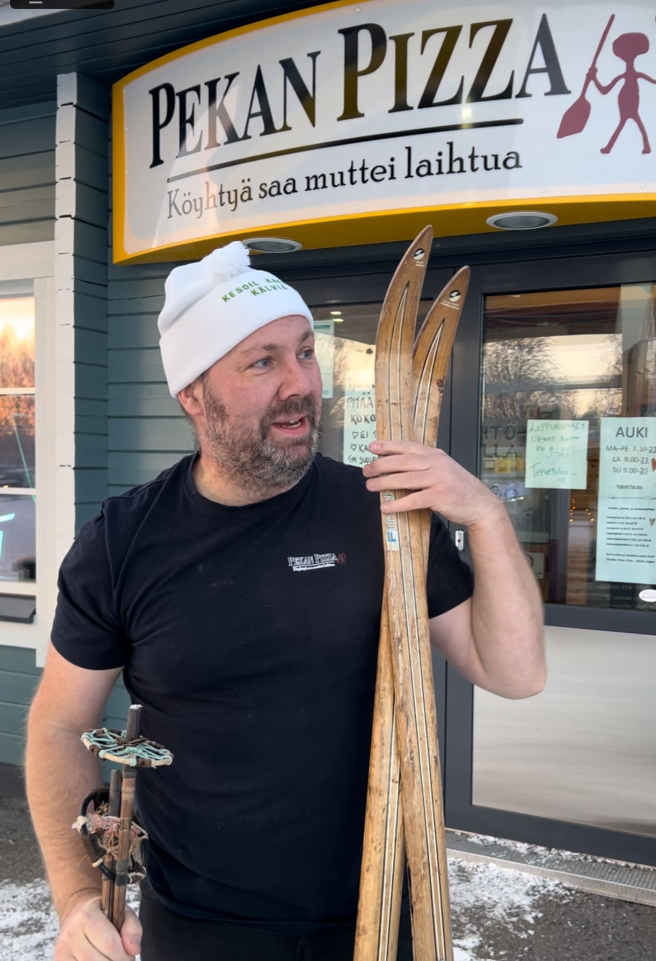 Huumori on yksi Pekan Pizzan arvoista.