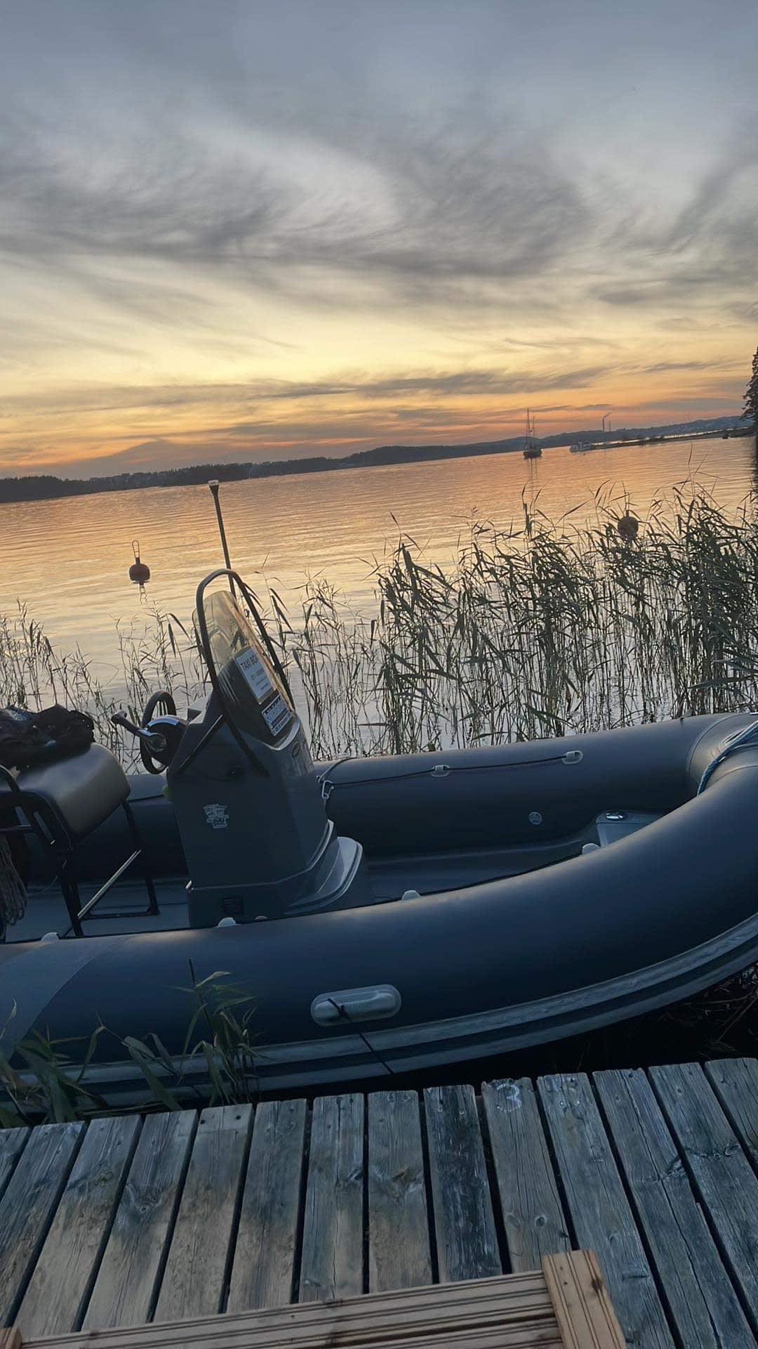 Guided RIB-boat safari on lake Kallavesi