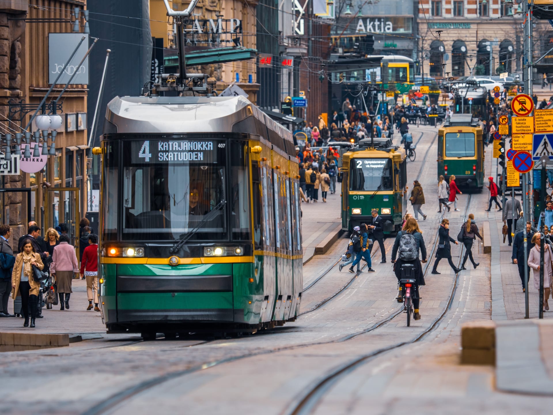 helsinki west terminal 2 to city centre tram