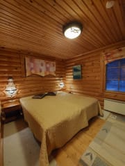 Villa Natalia makuuhuone 1. Villa Natalia bedroom 1.