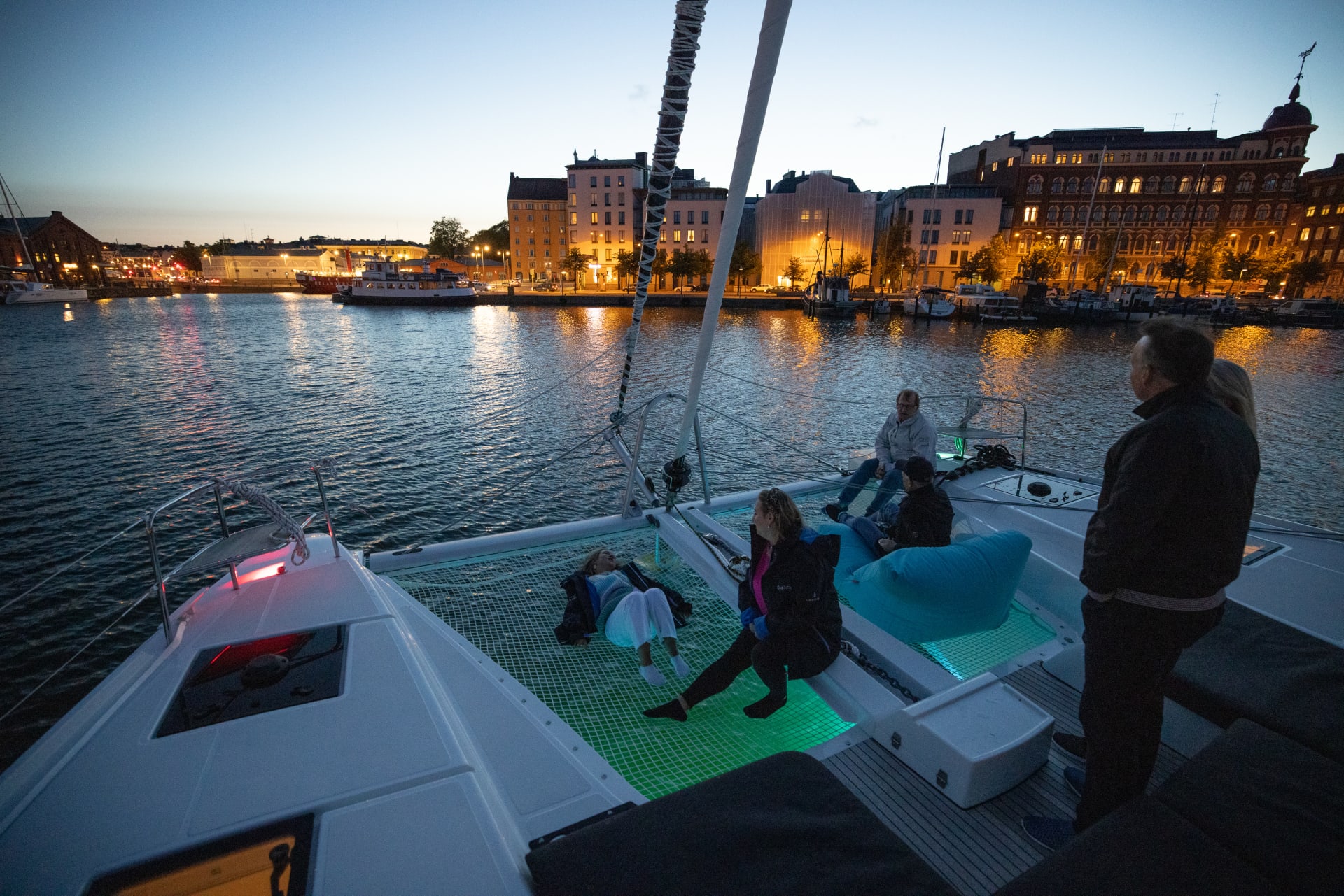 YachtsAgent organizes sailing experiences in Helsinki. 