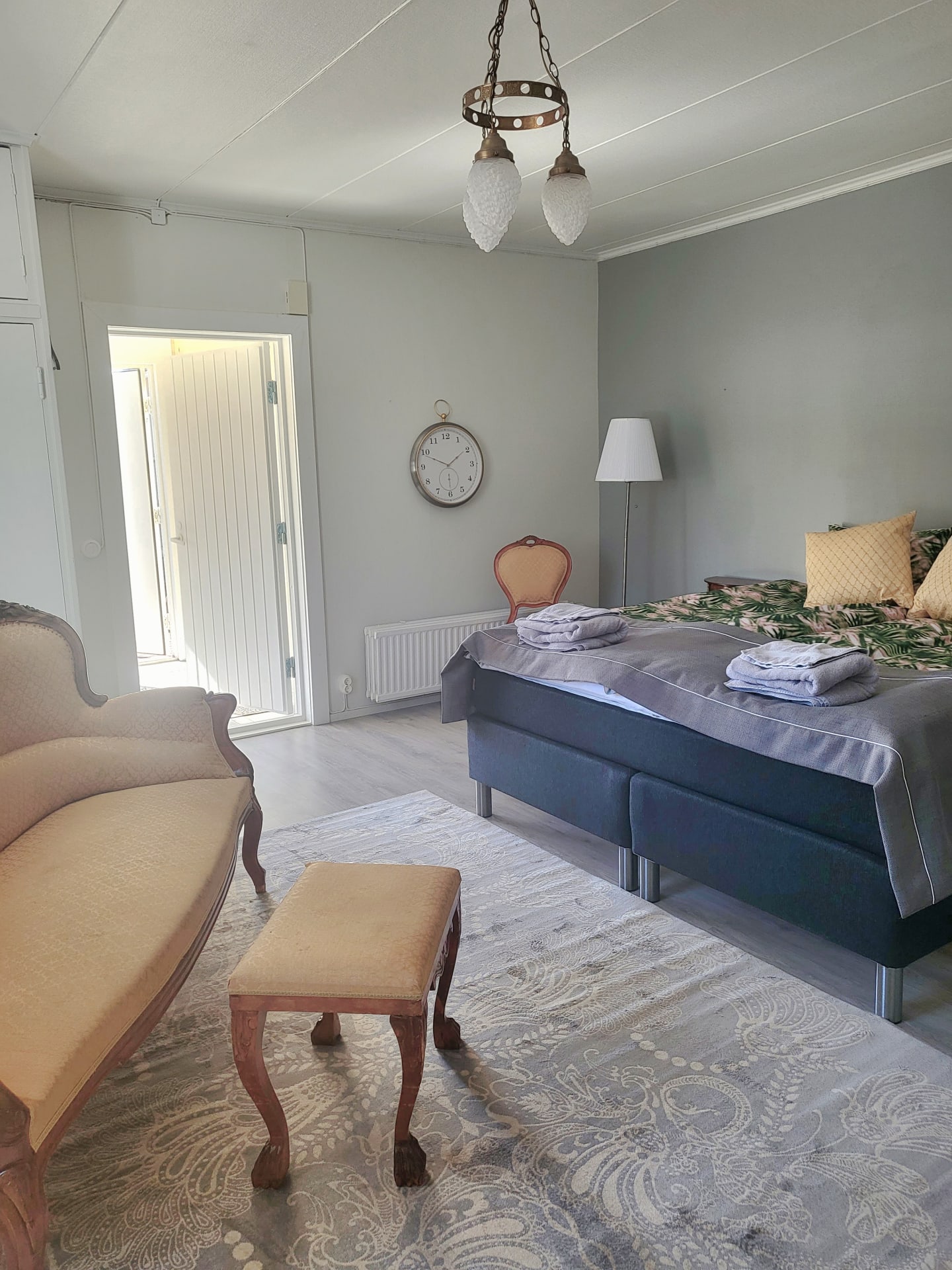 Elisabet Suite
