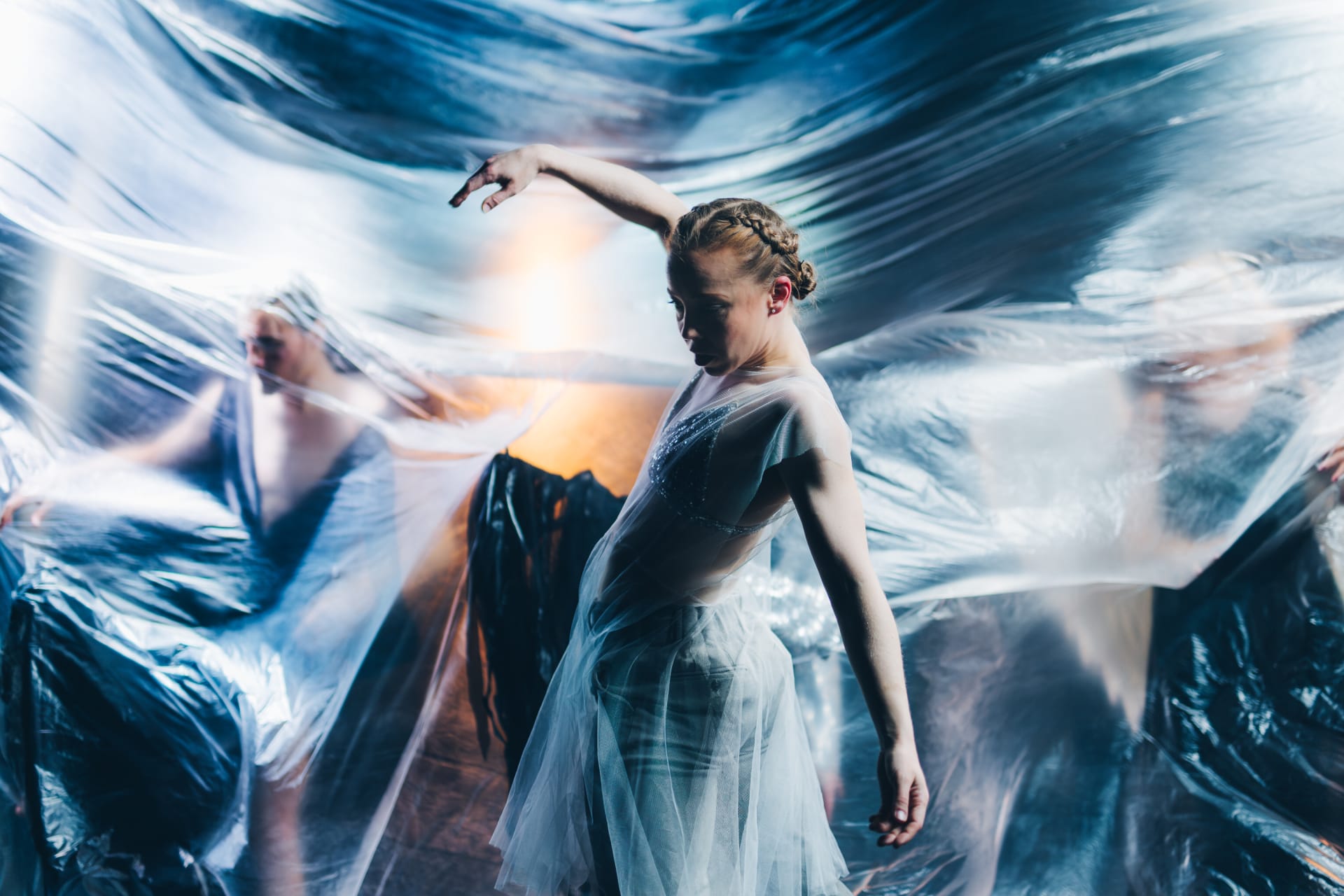 Lumen-teoksen markkinointikuva. Lumen-teoksen markkinointikuva.