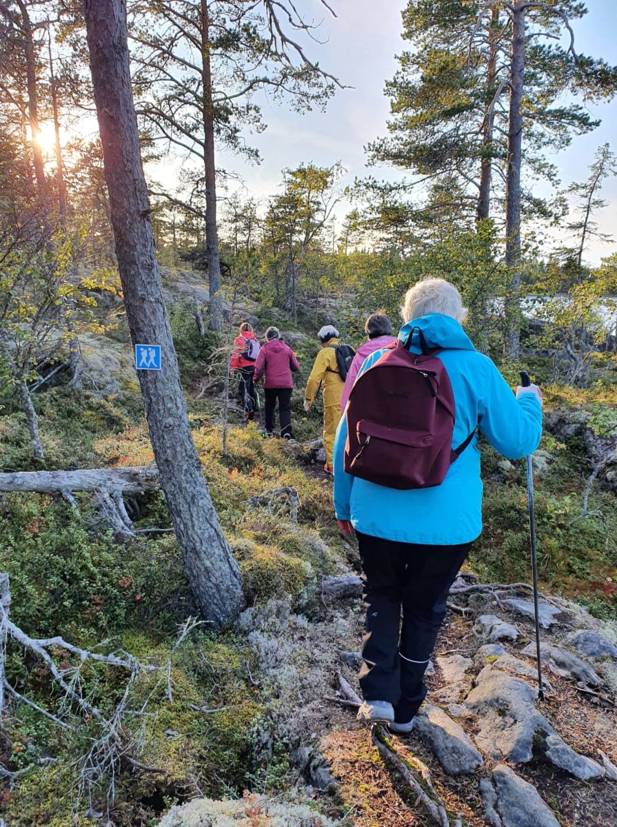 A Historical Hike of Smugglers in the Archipelago