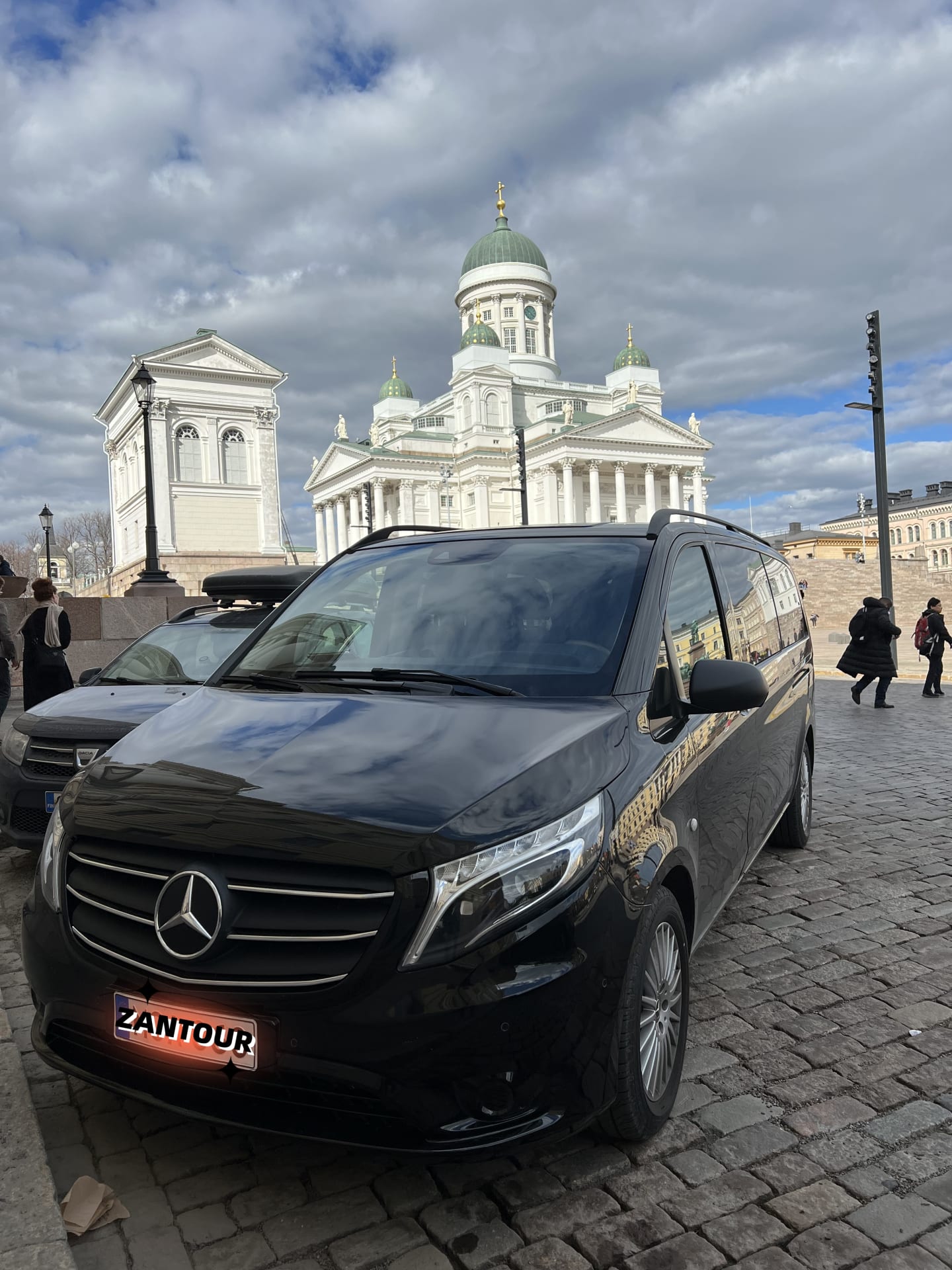 VIP CHATER minibus