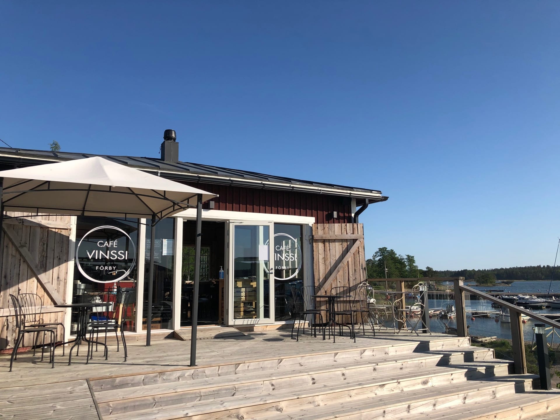 Terrace with a view to the sea