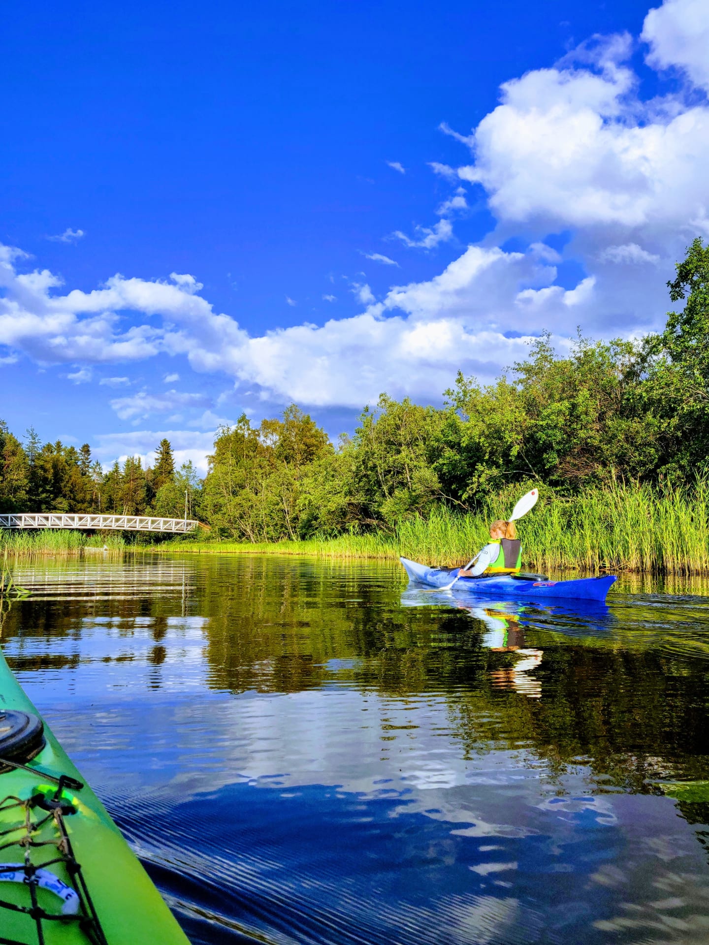 kayaking is the best outdoor activity on summer time