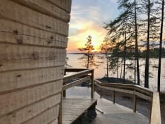 You can admire some amazing sunsets from the trail too.