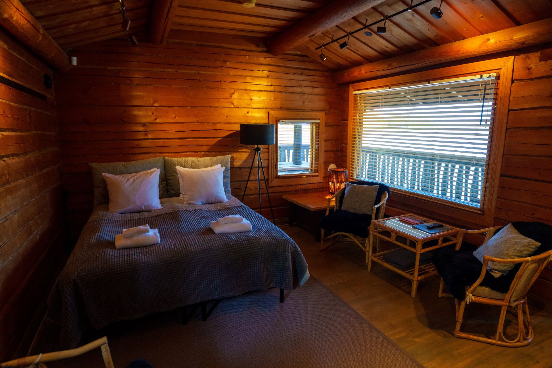 Elvilä log cabin has a cosy atmosphere