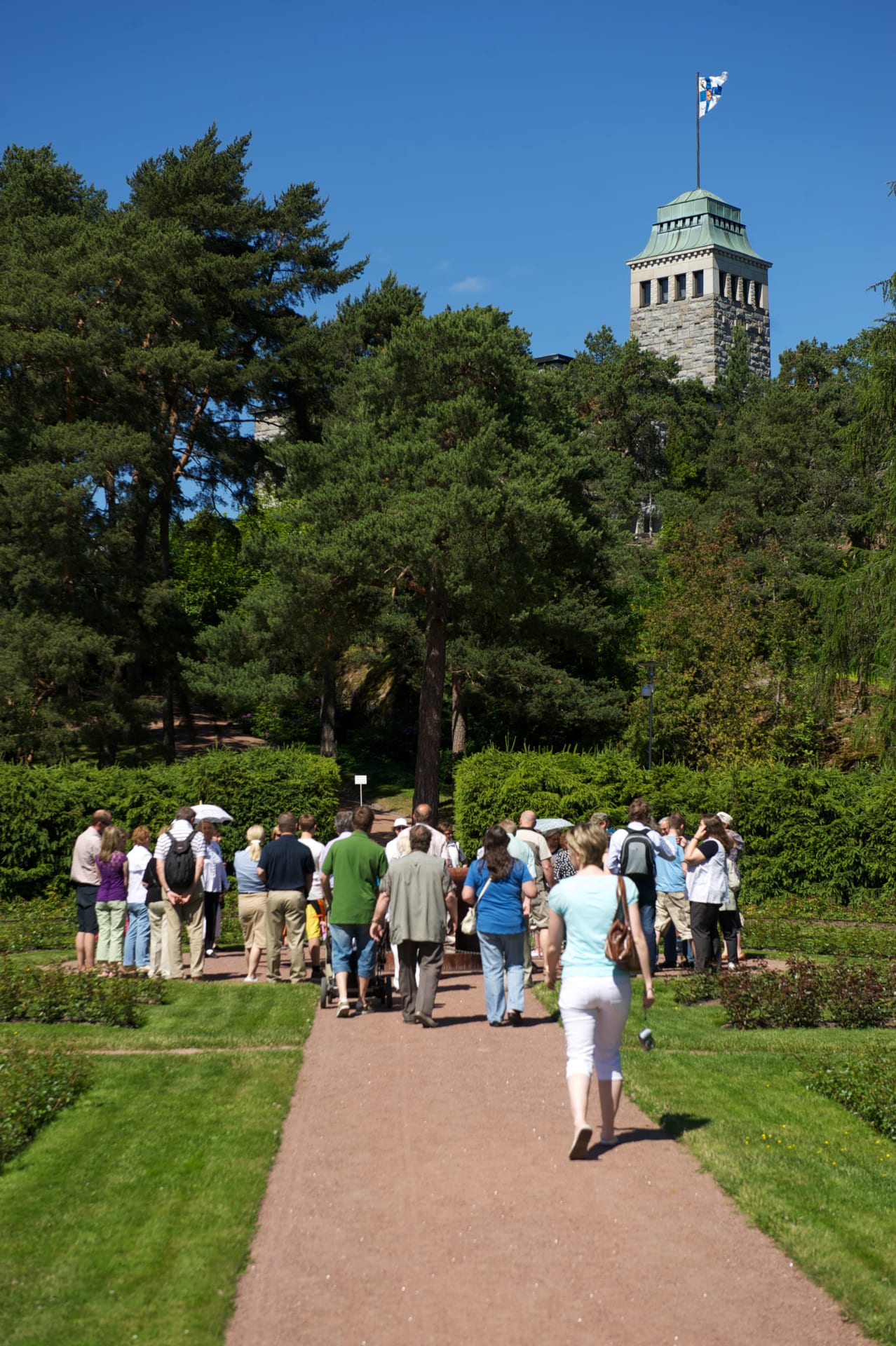 Group tours in Kultaranta Garden