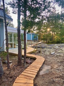 Wooden walkways on the lodge grounds