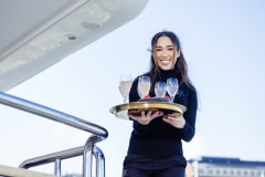 Samppanjaristeily 2h