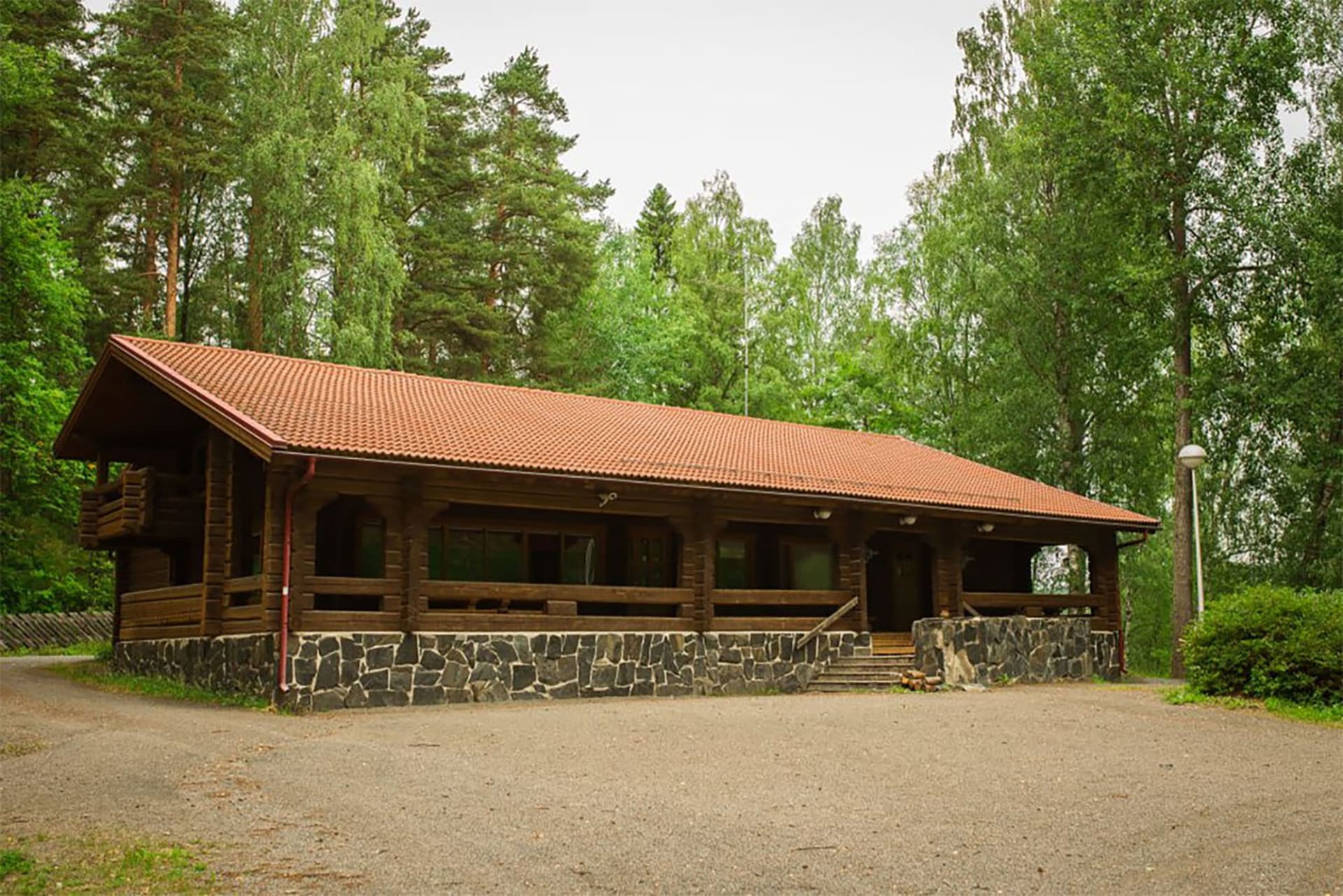 Lake Cafe is located in Aulanko Nature Activity Center