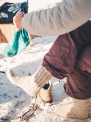 Villasukkakerrokset lämmittävät/ Many socks are warming feet