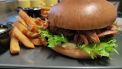 Pulle dpork burger and country fries