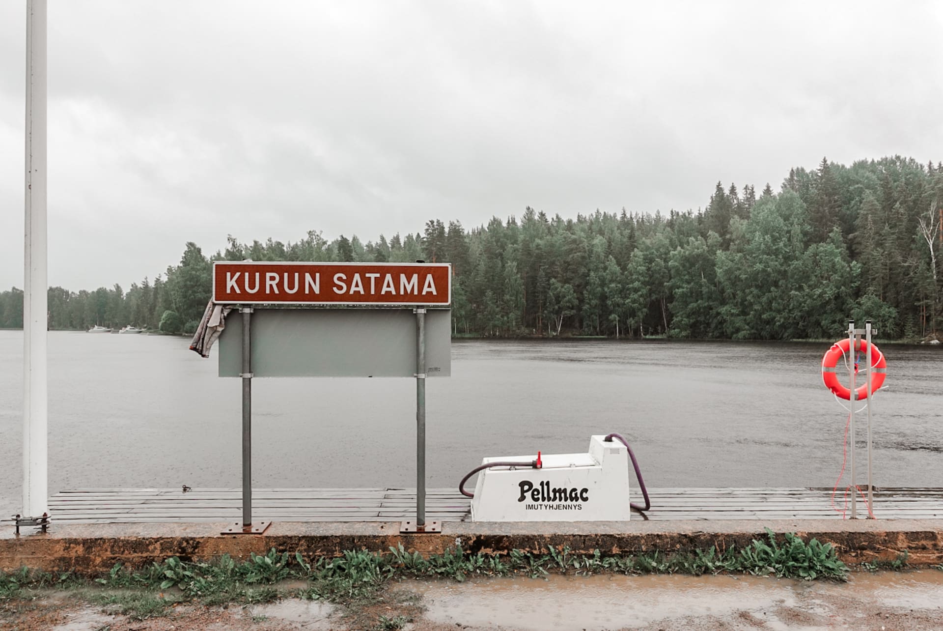 Kurun sataman kyltti Kurun satamassa Ylöjärvellä.