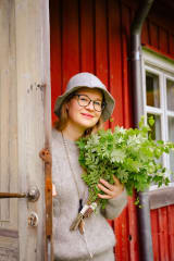 Perinnesaunottaja Alessandra Sarelin