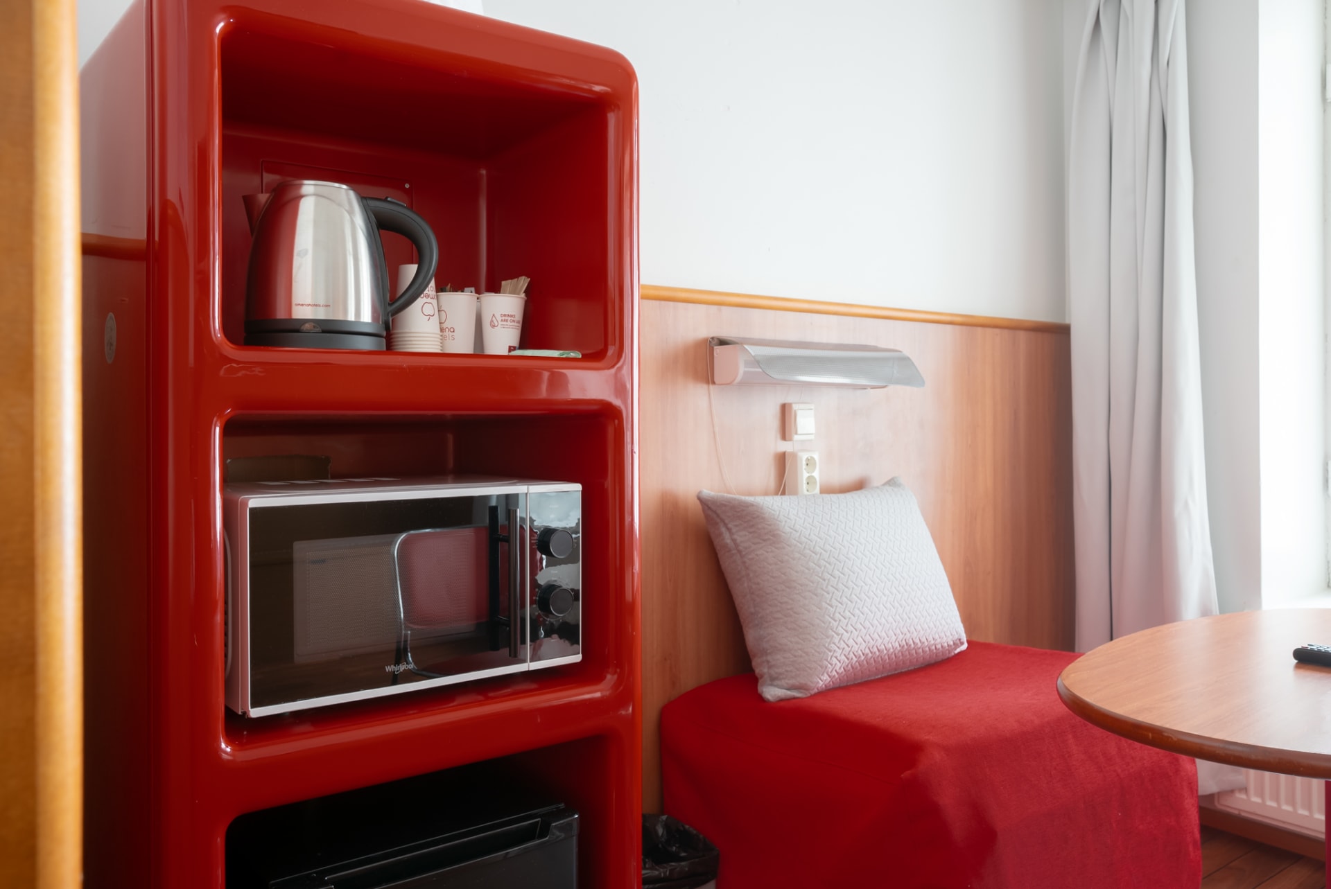 Turun Humalistonkadun Omena-hotellin huone Turun Humalistonkadun Omena-hotellin huone