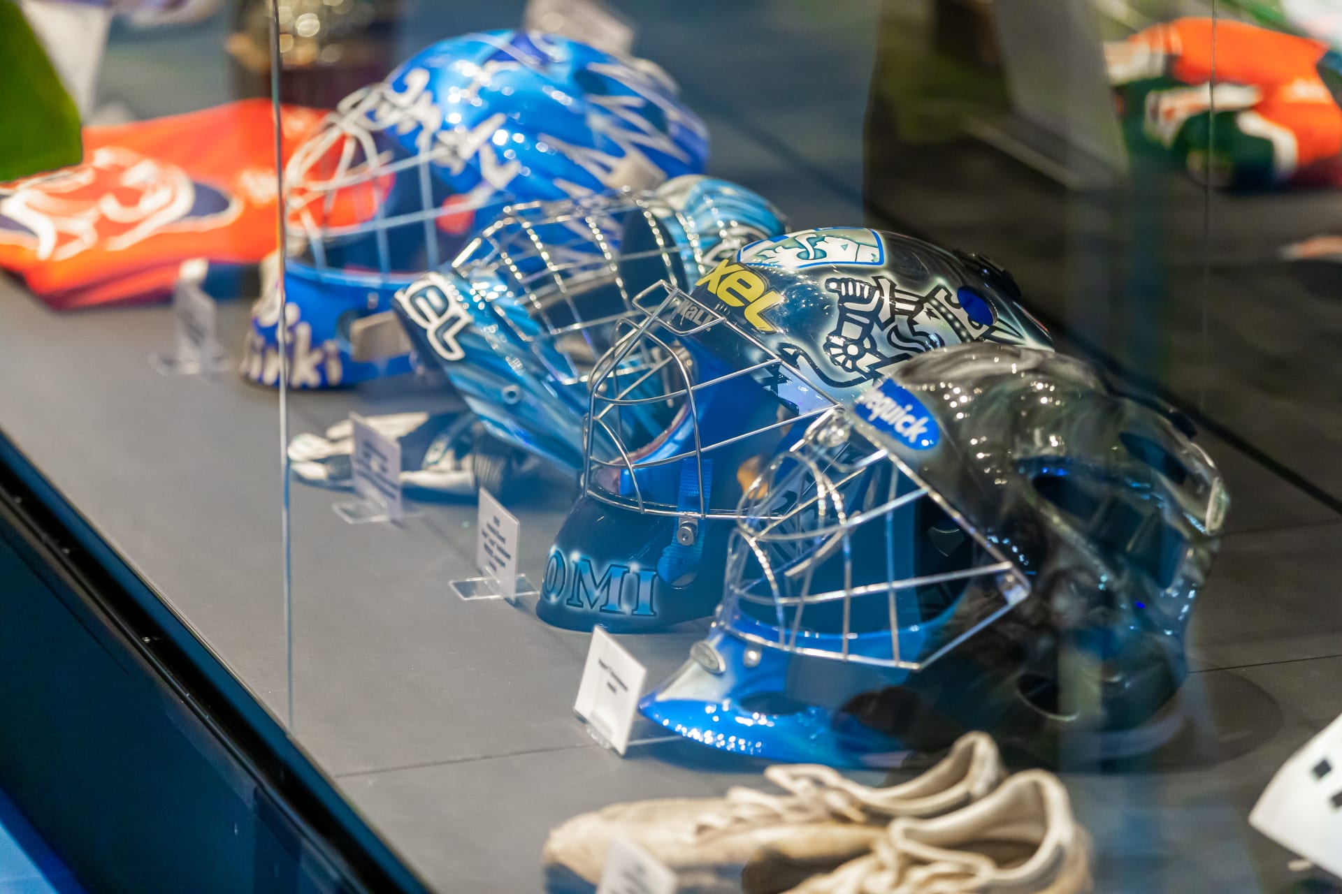 The evolution of floorball helmets can be seen in Floorball Museum.