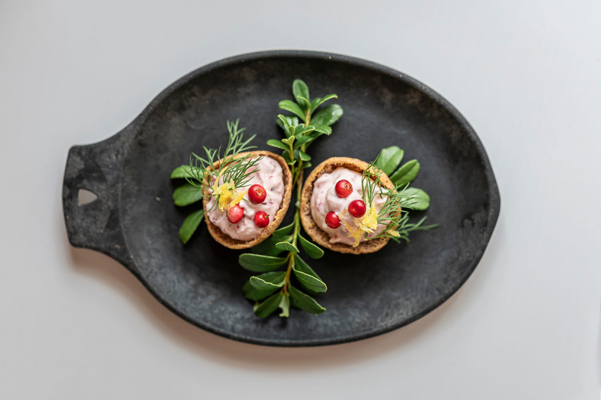 Get to know the taste of the island - 'Amues Gueule' made from lingonberry and reindeer lichen. Get to know the taste of the island - 'Amues Gueule' made from lingonberry and reindeer lichen.