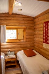 Bedroom of Nuotta-cottage at Jokiniemen matkailu