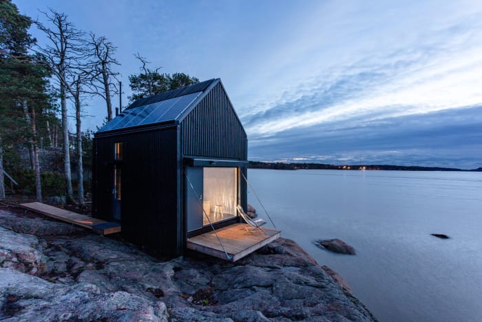 Majamaja off-grid accommodation in Helsinki archipelago