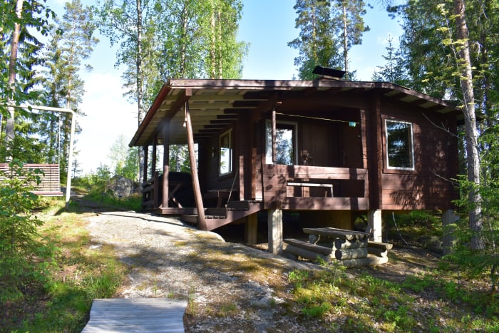 Kallio cottage in summer.