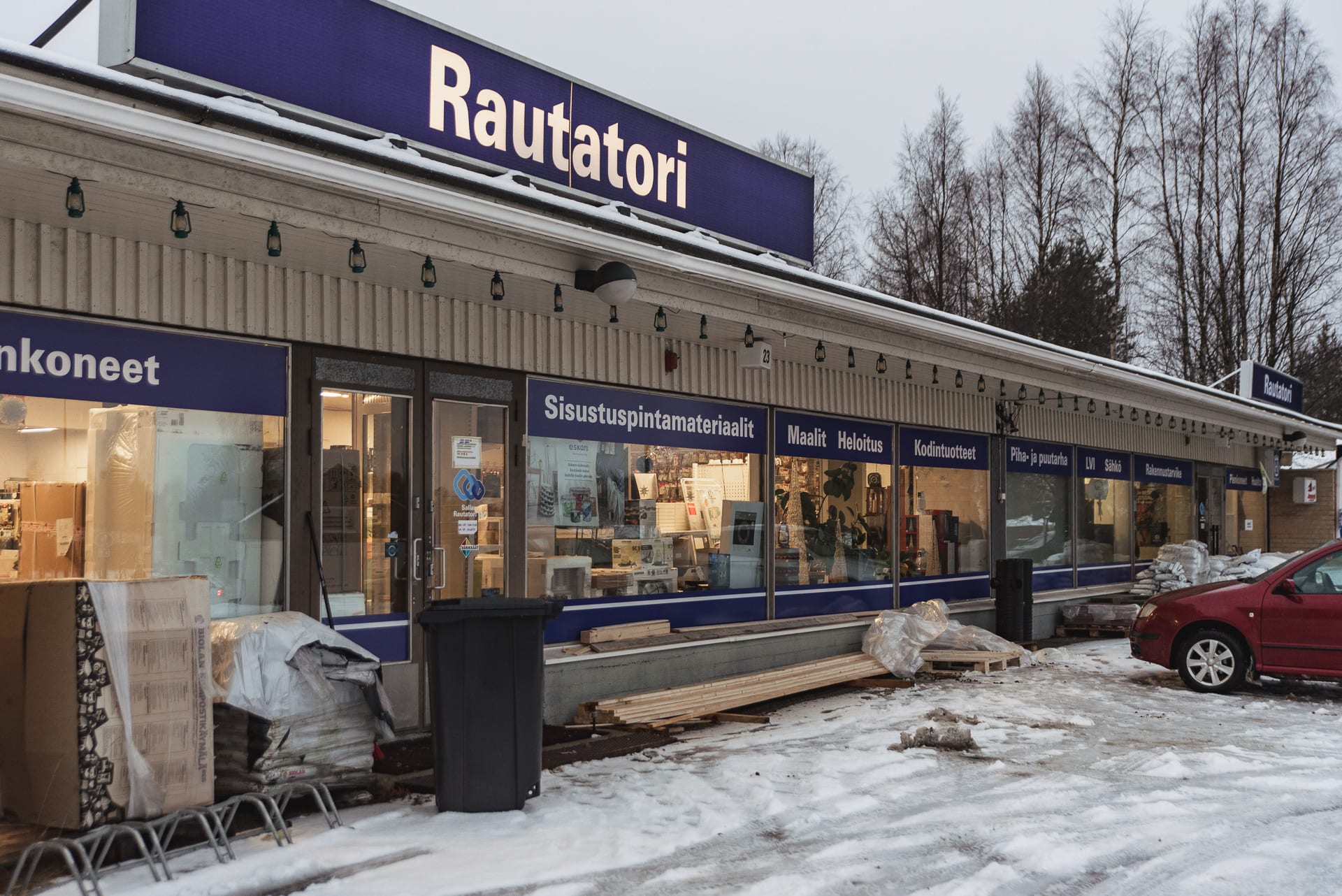Salla Rautatori hardware store at Salla Centre