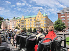 Säästölippu: Yhdistelmä Hop-On Hop-Off bussikierros & Näköalaristeily