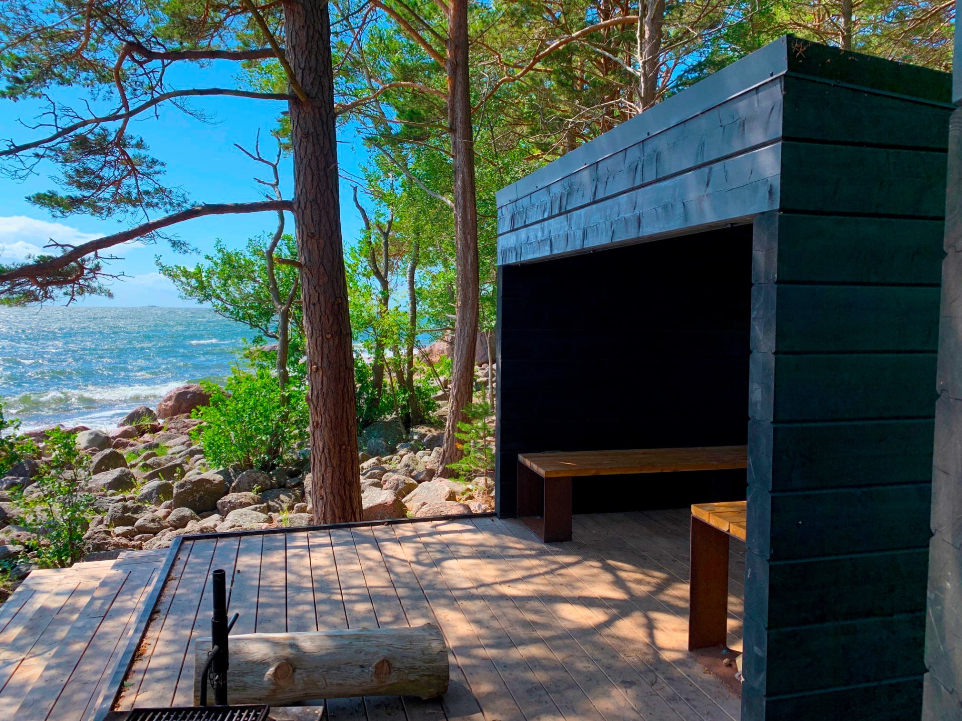 Accessible fire place at Varlaxudden