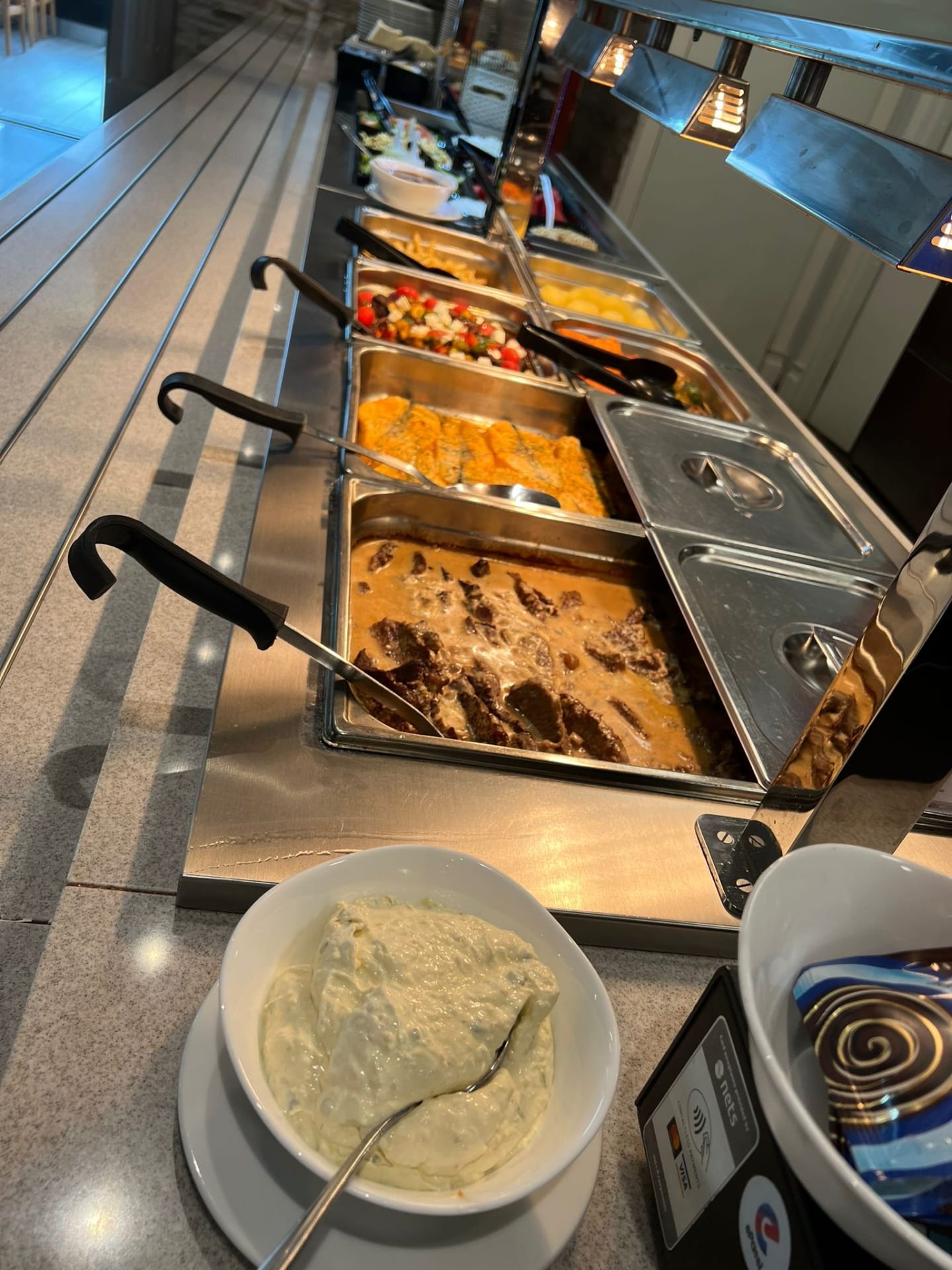 Lounasravintola Mänty noutopöytä buffet