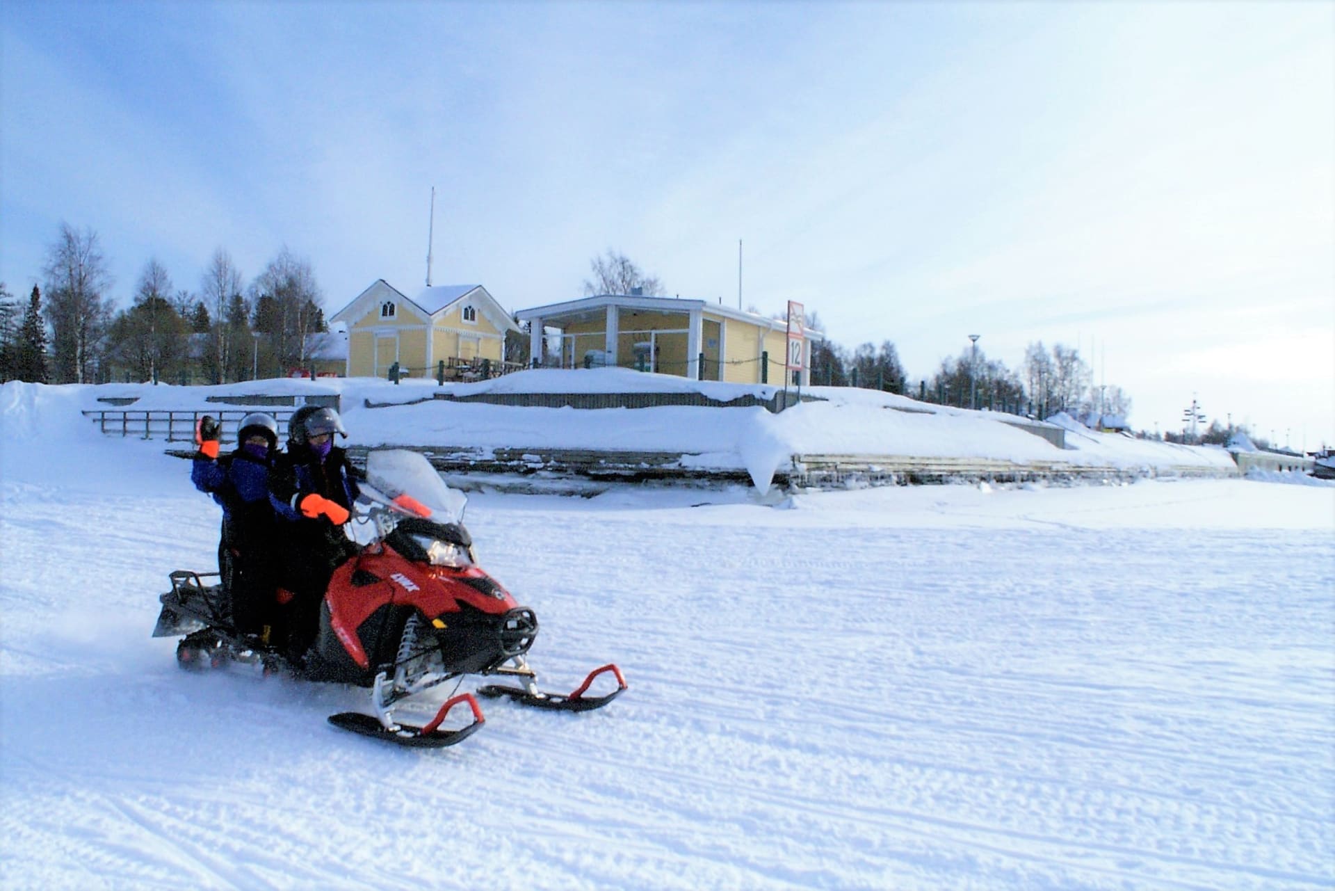 Snowmobile safari Sea Lapland