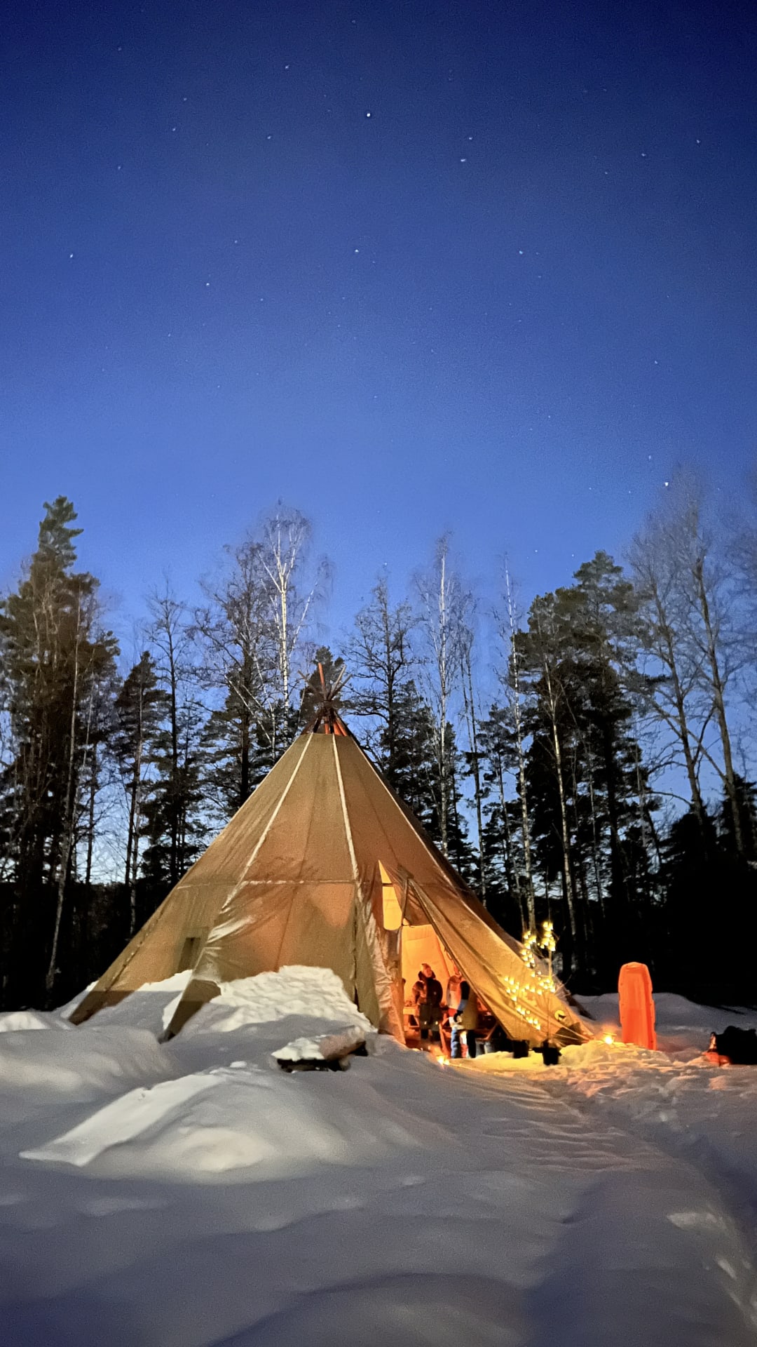 Kotateltta Nuuksiossa