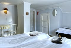 Comfort twinroom with shared bathroom