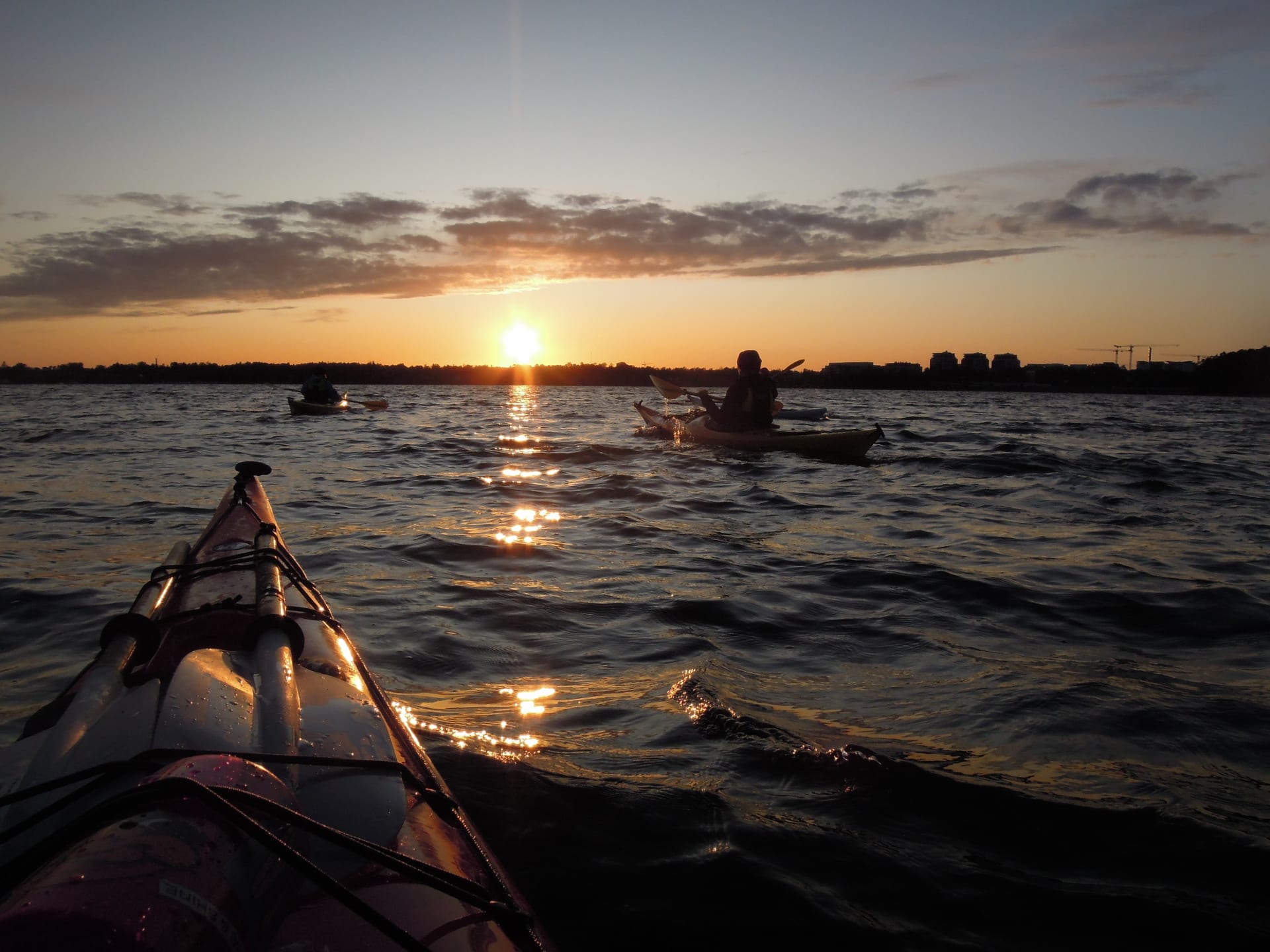 Urban Sunset Kayaking Tour in Mustikkamaa, Helsinki