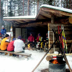 Skiers pit stop, Uutela shelter.