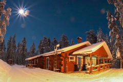 Snowshoeing Holiday in South Lapland - Cabin accommodation